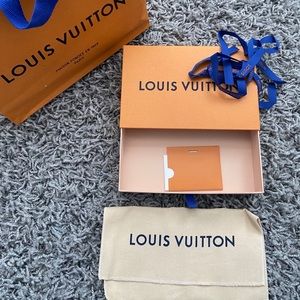 ✨Louis Vuitton bag+box+dustbag✨
